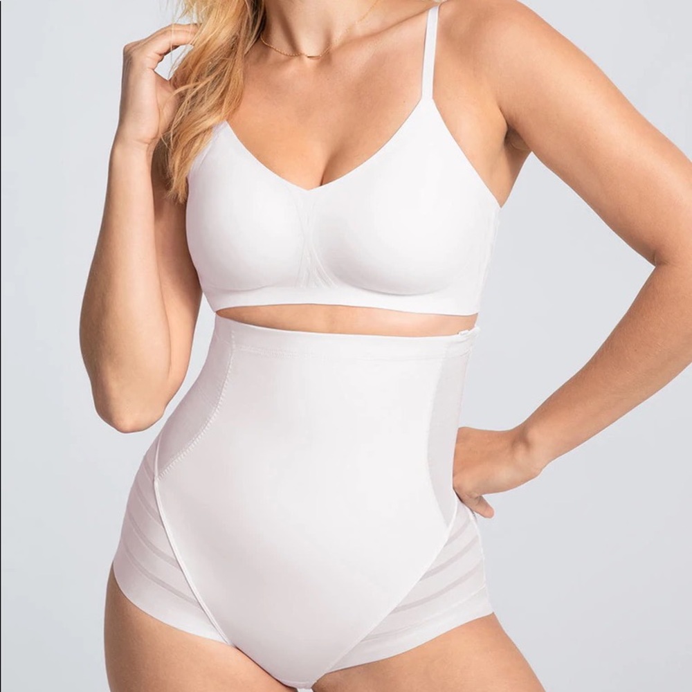 Queen Brief Sculptwear in Astral